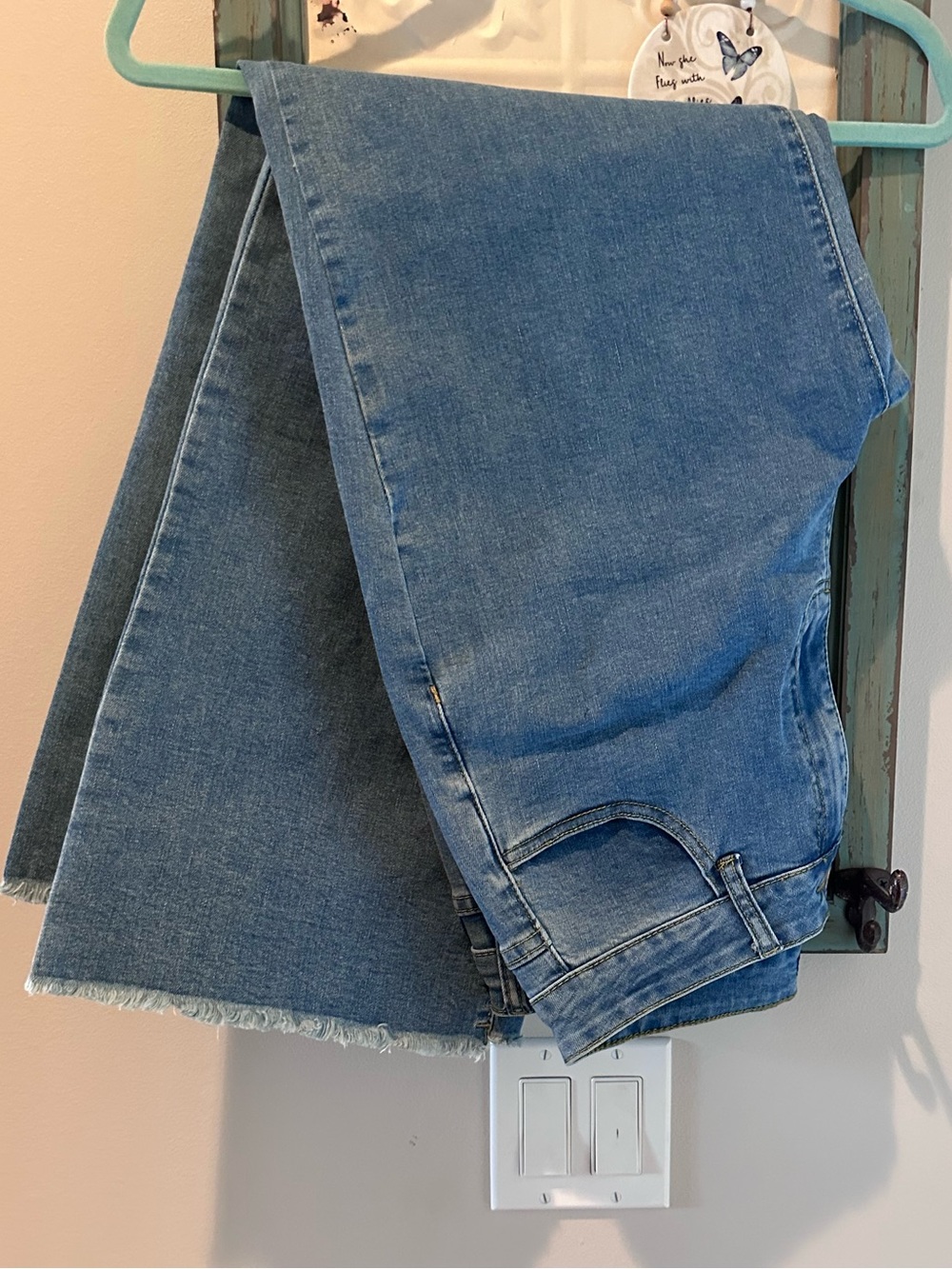 NWOT Flamingals Classic Light Blue Wide Leg Denim Jeans Size Large - Picture 2 of 6